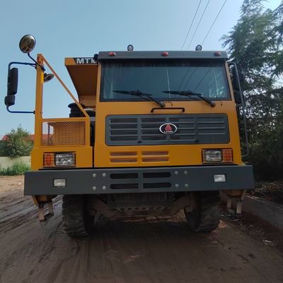 Camión tractor de carga de alta potencia 351-450hp con chasis Sinotruk y dirección hidráulica