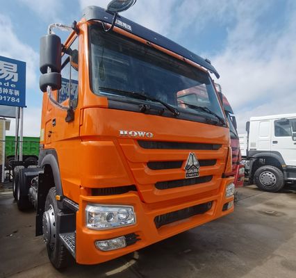 Dinero estadounidense Camión tractor diesel económico con tanque de combustible de 1000L y asiento de suspensión aérea
