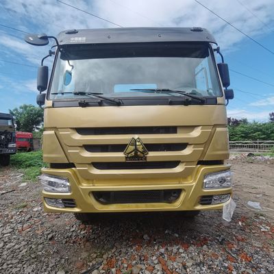Camión tractor HOWO con tanque de combustible de 1000L con capacidad de carga de 31-40 t y asiento de suspensión neumática