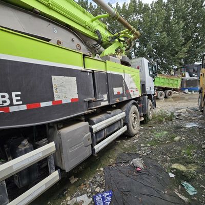 Accesorios para el chasis del descargador Sinotruk Personalización de neumáticos y sistema de dirección asistida