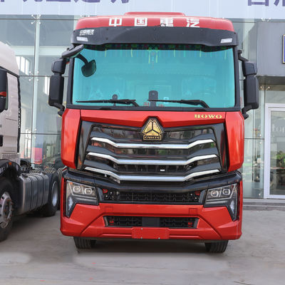 Tractor Sinotruk con tanque de combustible de 400L y asiento del conductor