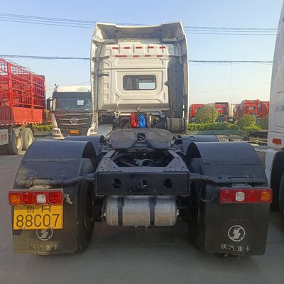 Dirección hidráulica Shacman X3000 Remolque de tractor de trabajo pesado para remolcar caballos de gran potencia