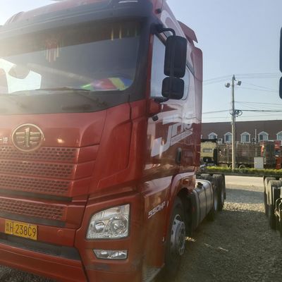 420HP FAW 6X4 camión tractor con transmisión manual y 6 meses de servicio postventa