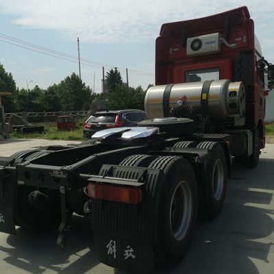 Caja de carga de acero al carbono FAW Jh6 LNG camión tractor de 530 CV con asiento de suspensión aérea