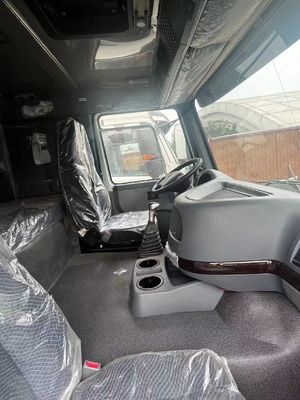 Capacidad del motor 4-6L Estilo de elevación frontal Dirección hidráulica de potencia camión de descarga para descargar