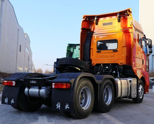 FAW Jiefang J6p Camión pesado Edición clásica 460 caballos de fuerza 4X2 Silla de suspensión aérea de tractor