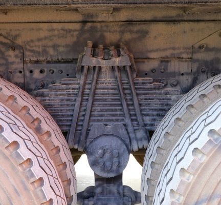 Camión de descarga pesado FAW para África Chasis Sinotruk y alternador de 28V-1500 Kw