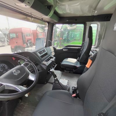 Camión de descarga pesado usado Euro 5 personalizado para transportar productos de segunda mano de manera segura
