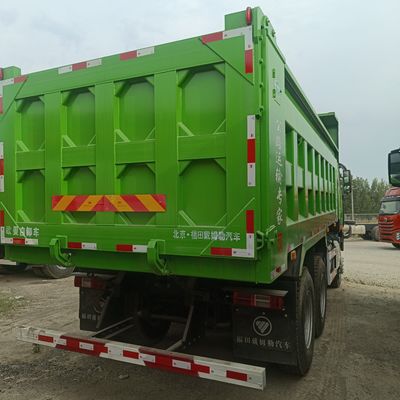 Diseño de neumáticos sin tubos 6X4 camión de basura de 6,5 metros con servicio postventa de 6 meses en Omán