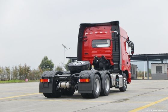 Capacidad de carga de 31-40 t. Consulte nuestro tractor de 420 CV con suspensión aérea.