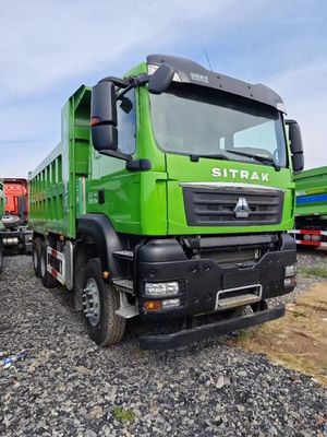 Chasis de camión sinotruk equipado con aire acondicionado con motor diésel potente