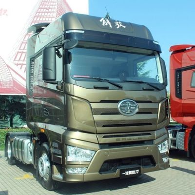 EE.UU. Sino Sinotruk HOWO 6X4 Tractores pesados camiones con caja de carga de acero al carbono