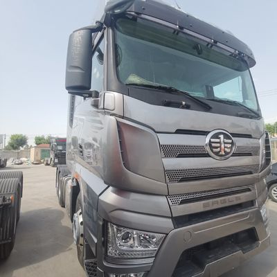 Camión FAW G7 de segunda mano con capacidad de carga de 31-40 t y diseño de neumáticos sin tubo