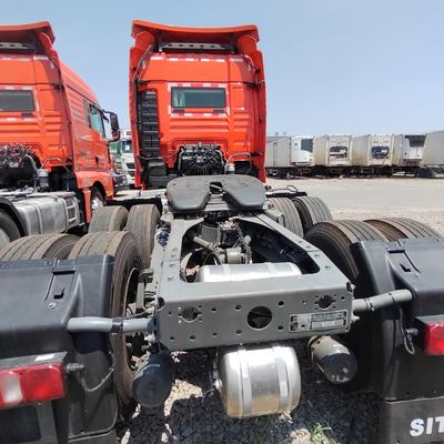 Sinotruk de segunda mano HOWO Camión de transporte de carga CNG pesado 6X4 Camión tractor