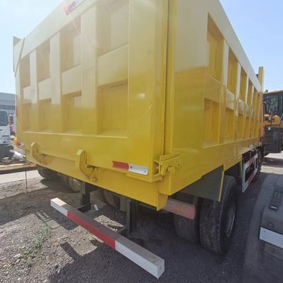 Sinotruk 6x4 Dump Truck HOWO 336 con chasis de trabajo pesado y 251-350 caballos de fuerza