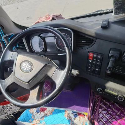 Camión de remolque de tractor de carga pesada de 400L con especificaciones y capacidad personalizadas