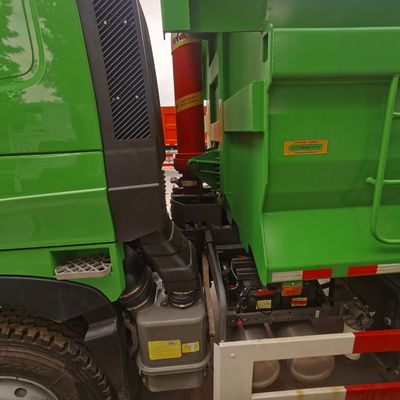 Camión de basura Shacman 6X4 asistido por motor con chasis Sinotruk para una capacidad de carga de 21-30 t