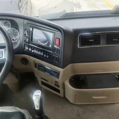 Camión de descarga de 4-6L de capacidad de motor HOWO para trabajos de construcción en 11x2.55x3.49m Tamaño