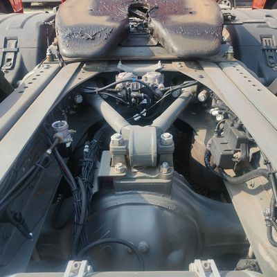 Asiento del conductor camión de segunda mano Sitrak G7h Tractor con diseño de neumáticos sin tubo