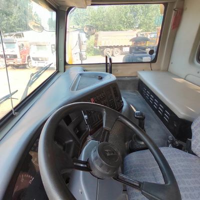 Sistema eléctrico Batería 2X12V/165ah Camión pesado de segunda mano HOWO 6×4 Dump Tipper
