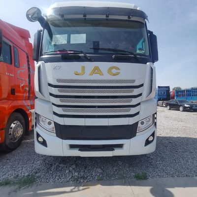 Dongfeng Shacman 7 toneladas remolque de enganche con tanque de combustible de 400L y tipo de transmisión automática