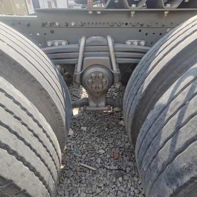Remolque de semirremolque con Shacman 6X4 Tractor de carga pesada tirador y tanque de combustible de 1000L