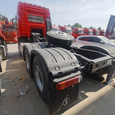 Camión tractor Shacman de tanque de combustible de 400L con transmisión manual y asiento de suspensión neumática