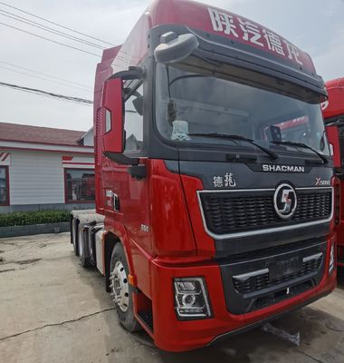 Chasis de descarga con sistema de dirección hidráulica asistida por potencia y capacidad del motor de 4-6L