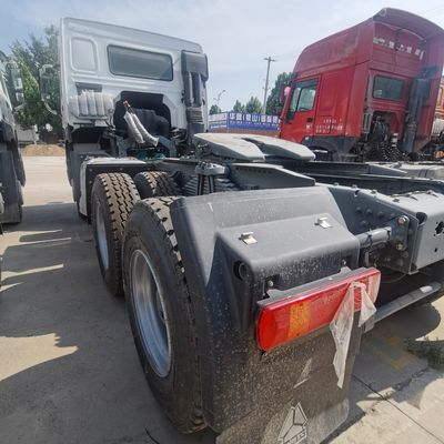 Diseño de neumáticos sin tubos Suspensión de paseo aéreo Camión tractor para remolque y descarga de vehículos pesados