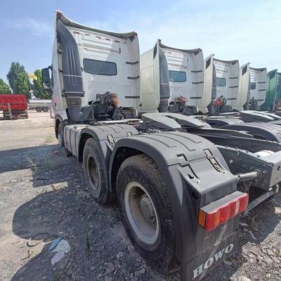 Contenedor de combustible de 400L 351-450hp HOWO Modelo de camión para vehículos de transporte pesado