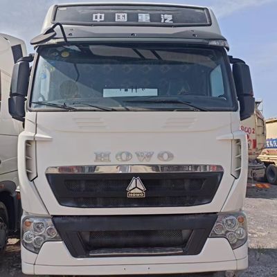 Contenedor de combustible de 400L 351-450hp HOWO Modelo de camión para vehículos de transporte pesado