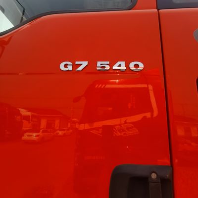 Estándar de emisiones Euro 5 540 CV Camión tractor pesado 6X4 con asiento de suspensión neumática