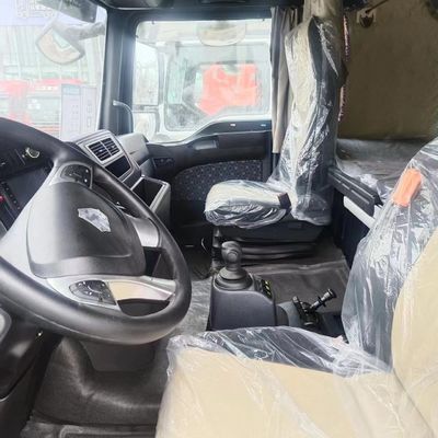 Caja de carga de acero al carbono de alta potencia 6X4 camión pesado para el transporte de materiales peligrosos