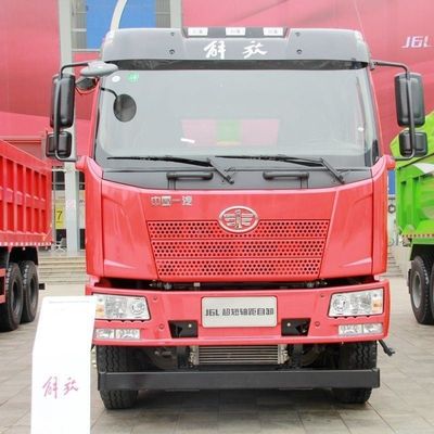 Camión de transporte con chasis Sinotruk de alta capacidad para operaciones de construcción y minería