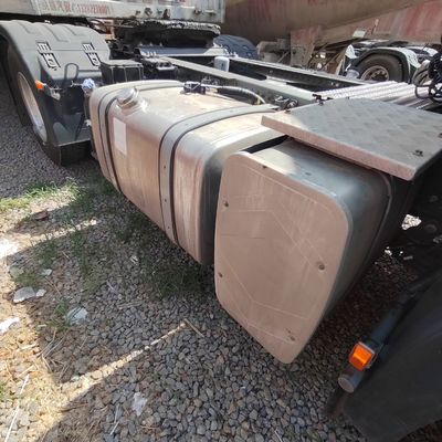 10 Camiones tractores de ruedas y camiones de transporte con paquete de peso bruto 7500.000 kg
