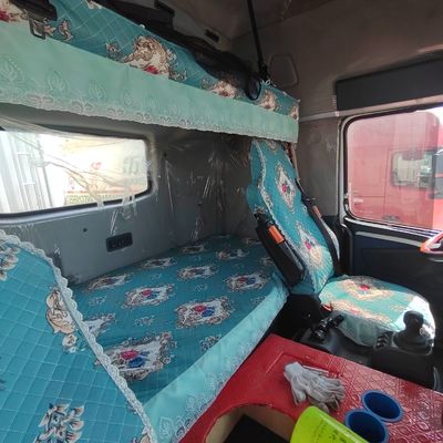 10 Camiones tractores de ruedas y camiones de transporte con paquete de peso bruto 7500.000 kg