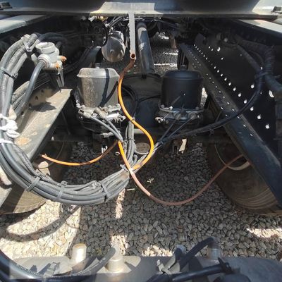 Camión tractor Auman Sitrak 6X4 para la construcción y el transporte Capacidad del motor&gt; 8L
