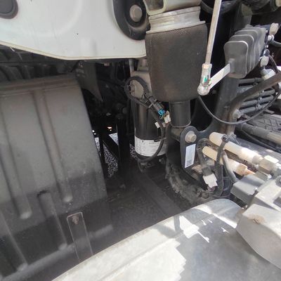Capacidad de carga 31-40 t Diesel Auman 6X4 camión tractor para la construcción y el transporte
