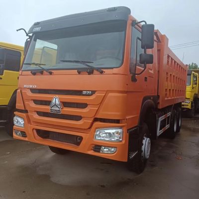 Transmisión manual Sinotruk HOWO 6X4 camión de carga pesada con sistema de dirección hidráulica