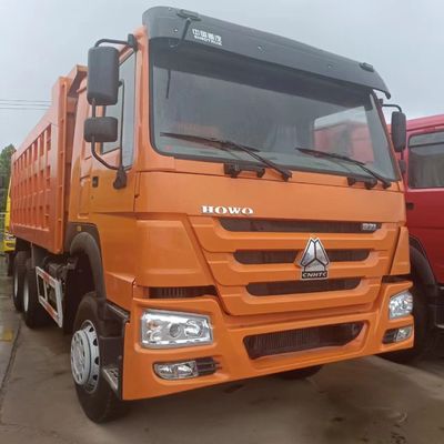 Transmisión manual Sinotruk HOWO 6X4 camión de carga pesada con sistema de dirección hidráulica