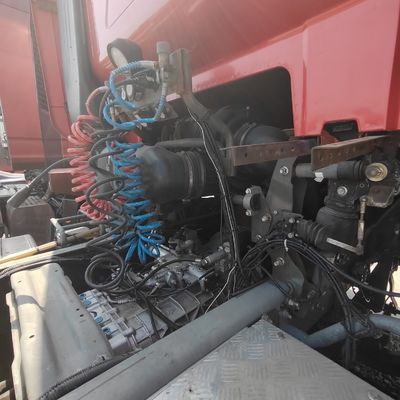 Capacidad de carga de 30 t Tipo de transmisión manual Sinotruk de trabajo pesado Chasis Tipper Truck