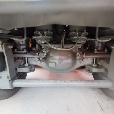 Capacidad de carga de 30 t Sinotruck personalizado 6X4 movedor de tierra para transporte industrial