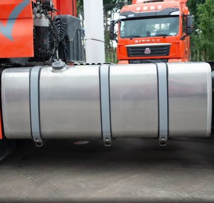 Dirección hidráulica Sinotruck 6X4 Tractor para remolque Semirremolque Camión tractor usado