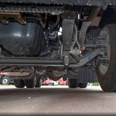 Asiento de suspensión aérea y tanque de combustible de 600L combinación perfecta para remolcar semirremolque