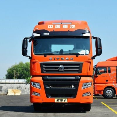 Camión Shacman con depósito de combustible de 400L y suspensión de aire