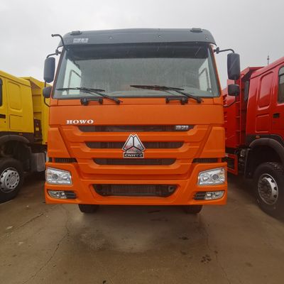 Diseño de neumáticos sin tubos 6X4 Sinotruck camión de carga pesada con 351-450 CV