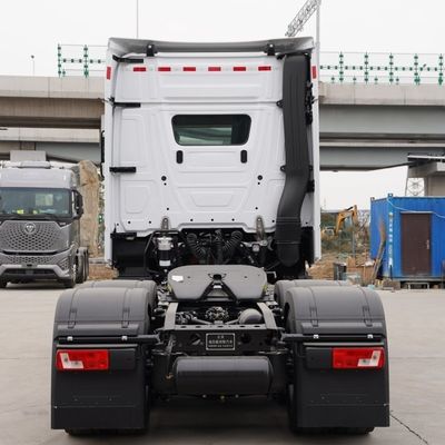 580 caballos de fuerza Mercedes Benz camión pesado diesel camión tractor con diseño de neumáticos sin tubos