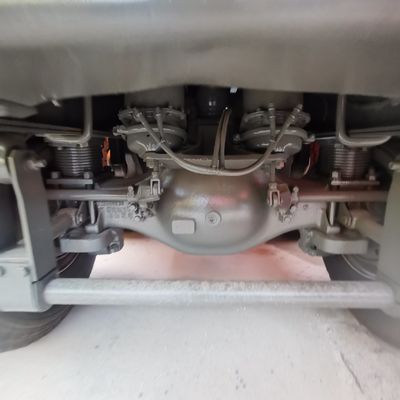 Transmisión manual Chasis Sinotruk 6X4 Vehículo de descarga industrial para movedor de tierra