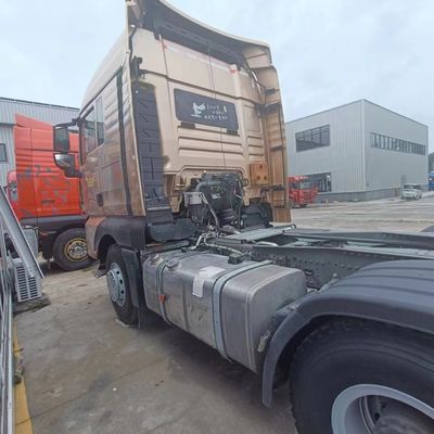 Camiones cisterna de combustible de 400L para el transporte de carga pesada de camión pesado ZZ4257N3247E1H