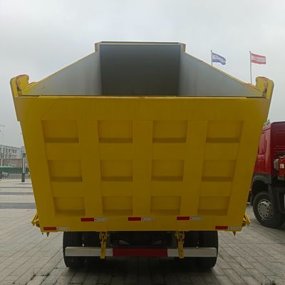 Sinotruk Chasis Haowo 371 camión de descarga con neumáticos y asistencia de potencia personalizada